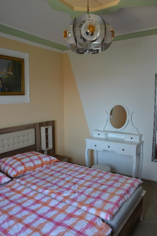 Apartments Petar & Anka Biograd Na Moru Bilik gambar