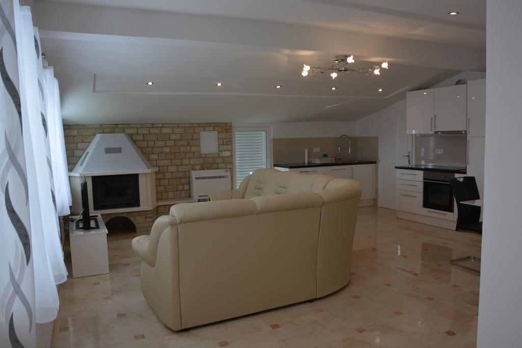 Apartments Petar & Anka Biograd Na Moru Luaran gambar